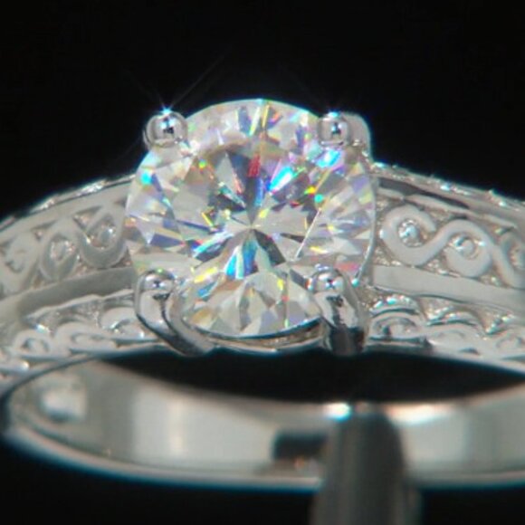 JTV 1.75 ctw round Strontium Titanate sterling silver ring- size 5 - Picture 4 of 5